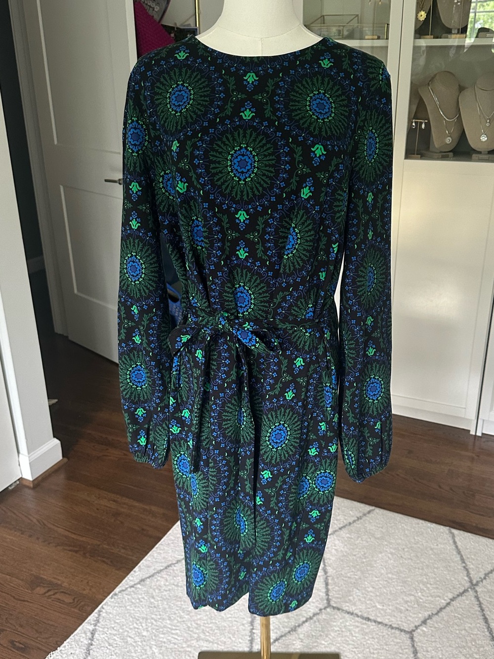 NWT Boden Violet Ponte Shift Dress in Black/Artizian Geo size 14